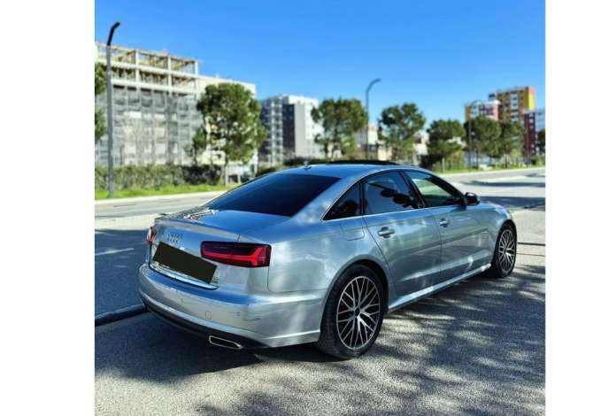 Noleggio Auto a Tirana - 100 Euro