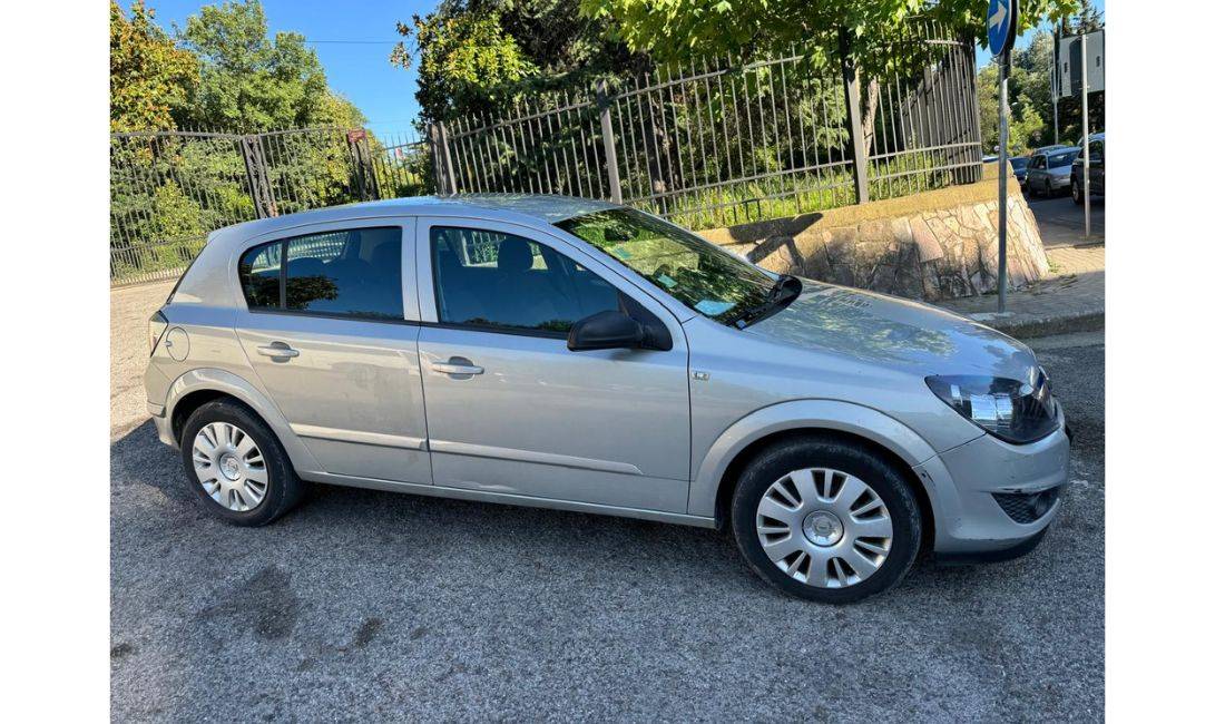 💥 Makina me Qera me cmim te lire Opel Astra 30 Euro/Dita . Rinas
