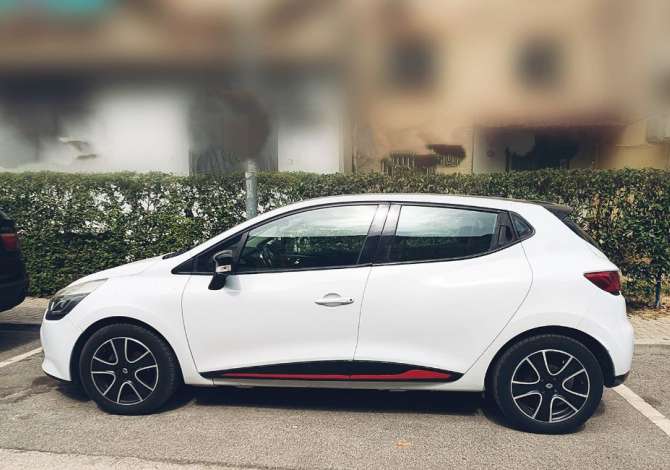 Noleggio Auto a Tirana - 33 Euro