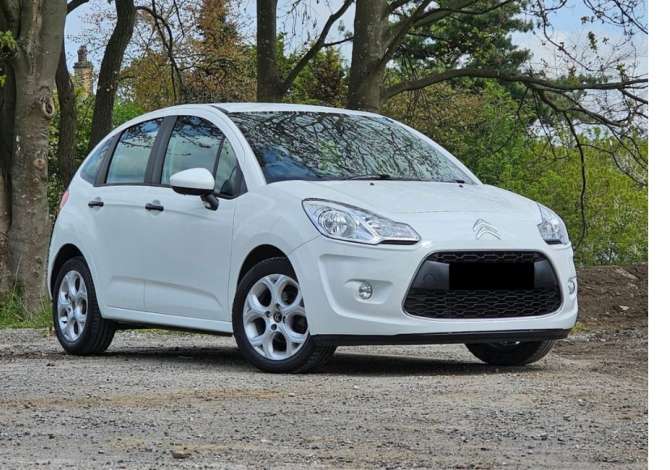 Noleggio Auto a Tirana - 33 Euro