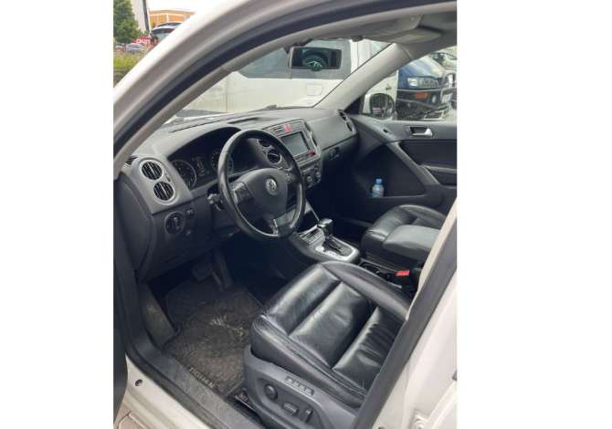 Jepet Makina me Qera Volkswagen Tiguan duke filluar nga 50 Euro Dita.Rinas , 