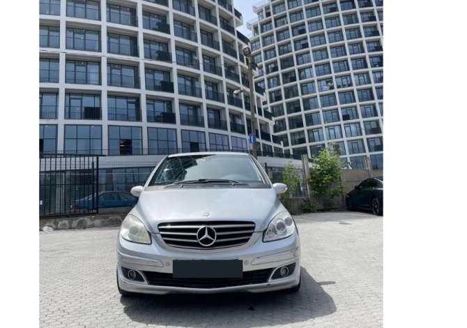 Noleggio Auto a Tirana - 28 Euro