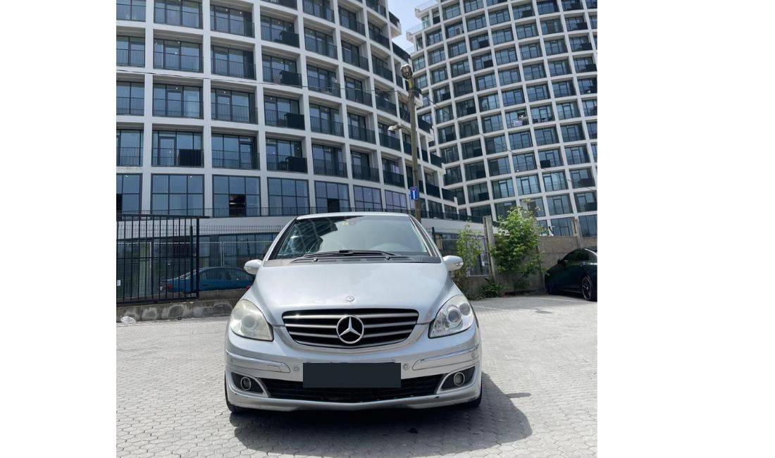 Jepet Makina me Qera Merceds Benz B Class 38 Euro Dita.Rinas , 