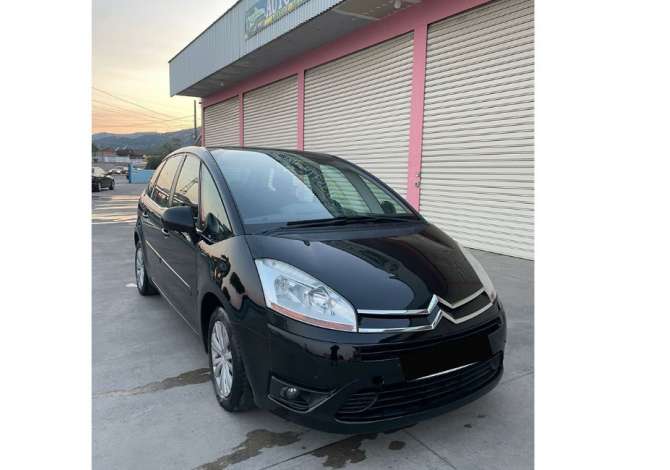 Noleggio Auto a Tirana - 35 Euro