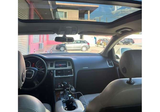 Jepet Makina me Qera Audi Q7 ,duke nisur nga 65 Euro Dita.Rinas