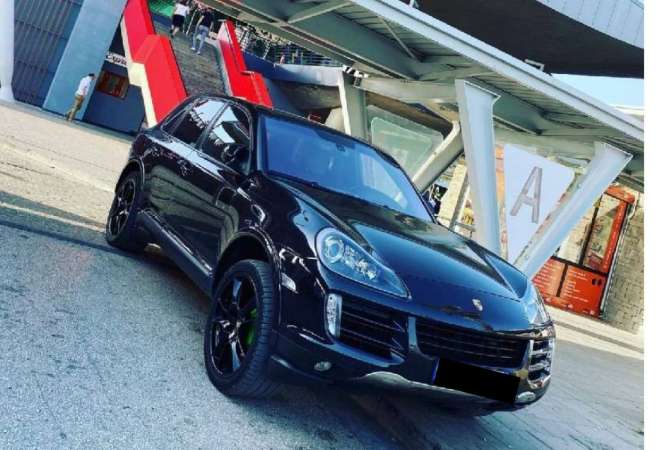 Noleggio Auto a Tirana - 100 Euro