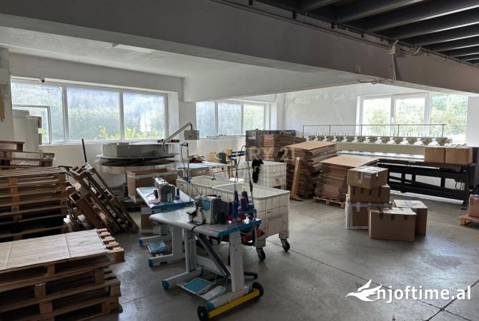 Magazine Me Qira Ne Prush, 1600 m2