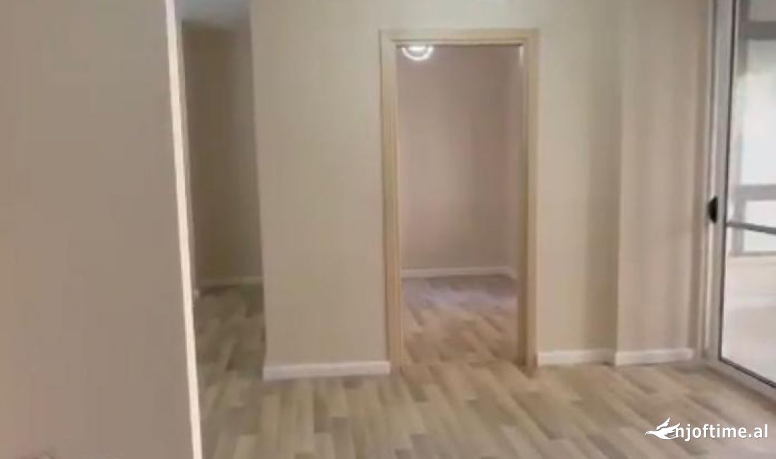 Appartamento in vendita a Tirana 2+1, Vuoto