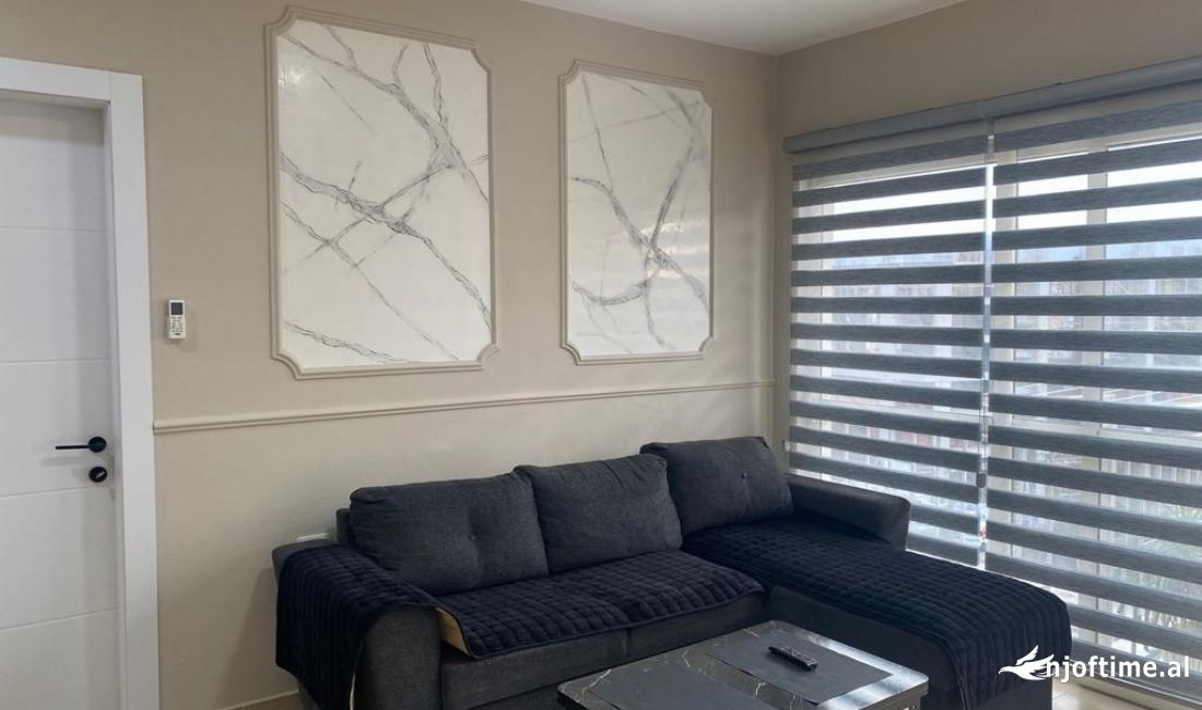 Appartamento in vendita a Tirana 1+1, Arredato