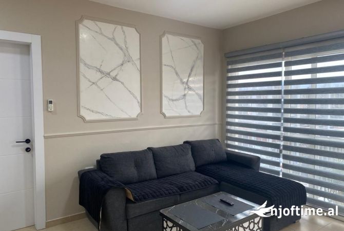 Shitet 1+1 Fusha Aviacionit. Pamje totalisht nga Shetitoria