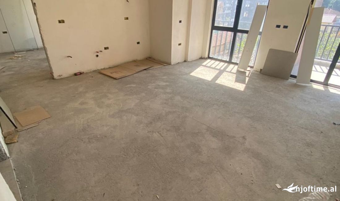 Zyre - Vila Gold 2+1+2wc / Bosh. Objekt i Ri