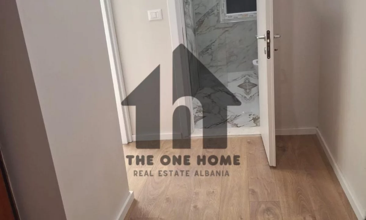 Appartamento in vendita a Tirana 1+1, Vuoto