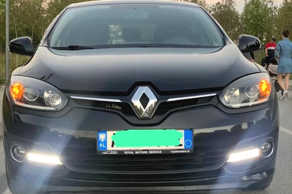 Shitet Renault Megan 1.4 Naft / Automat ( Limited Edition )