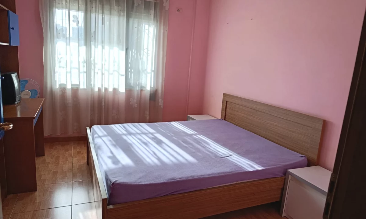 Appartamento in affitto a Tirana 1+1, Arredato