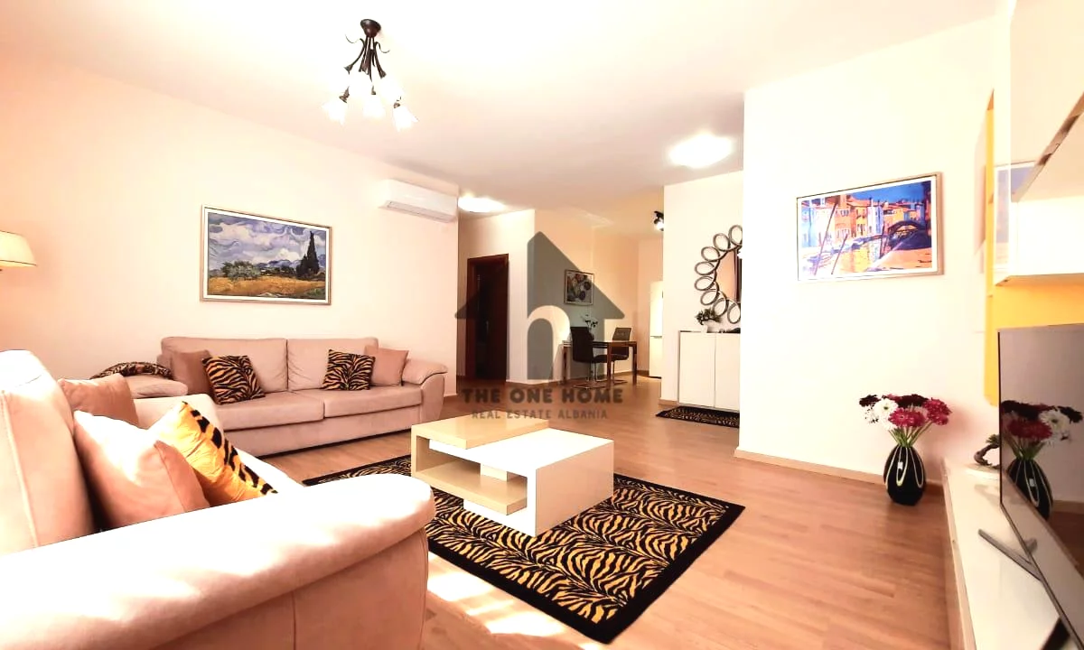 Shtepi me qera Apartament ne Tirane, 2+1, Mobilimi E mobiluar, Pagesa 900  Euro.