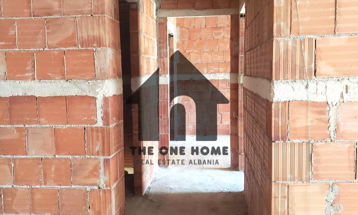 Appartamento in vendita a Tirana 2+1, Vuoto