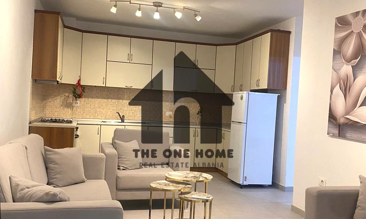 Shtepi me qera Apartament ne Tirane, 2+1, Mobilimi Pjeserisht e mobiluar, Pagesa 600  Euro.