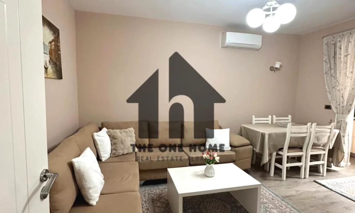 Appartamento in affitto a Tirana 2+1, Arredato