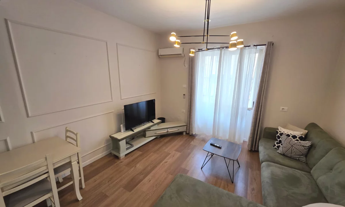 Shtepi me qera Apartament ne Tirane, 1+1, Mobilimi E mobiluar, Pagesa 65,000  Leke.
