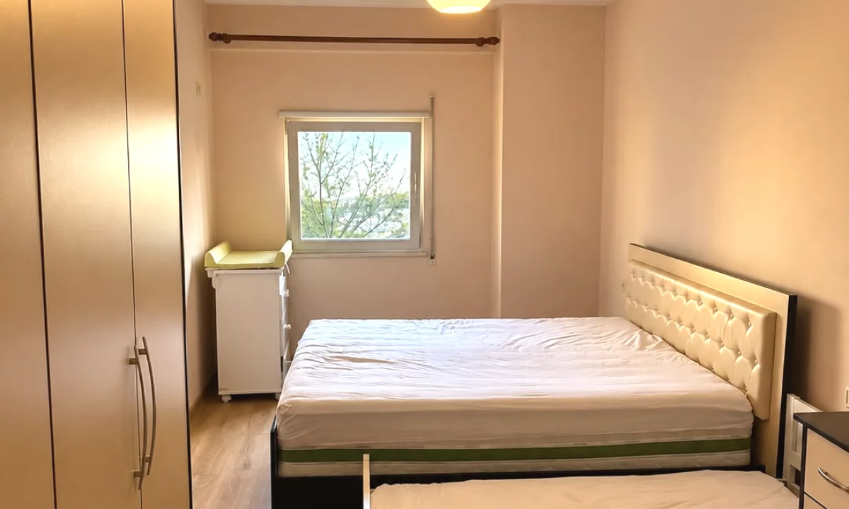 Shtepi me qera Apartament ne Tirane, 1+1, Mobilimi E mobiluar, Pagesa 600  Euro.