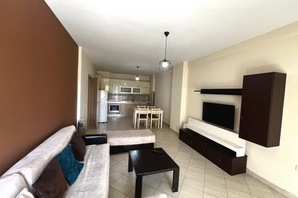 Shtepi me qera 2+1 ne Tirane - 500 Euro