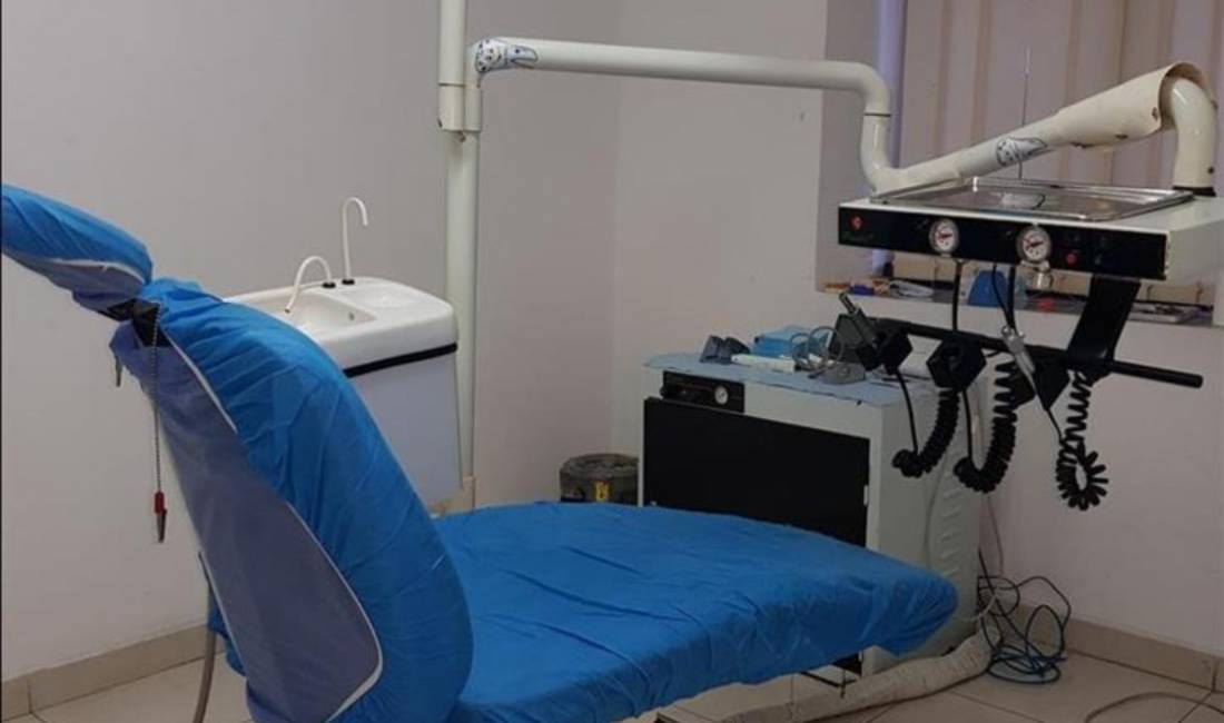 Dhuroj poltron dentar/ unit dentar