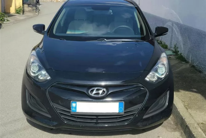 Auto in Vendita a Tirana - 6,000 Euro