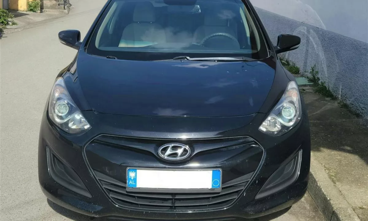 Auto in Vendita a Tirana, Hyundai, 2013 Diesel,Kambio Manual Pagamento 6,000  Euro.