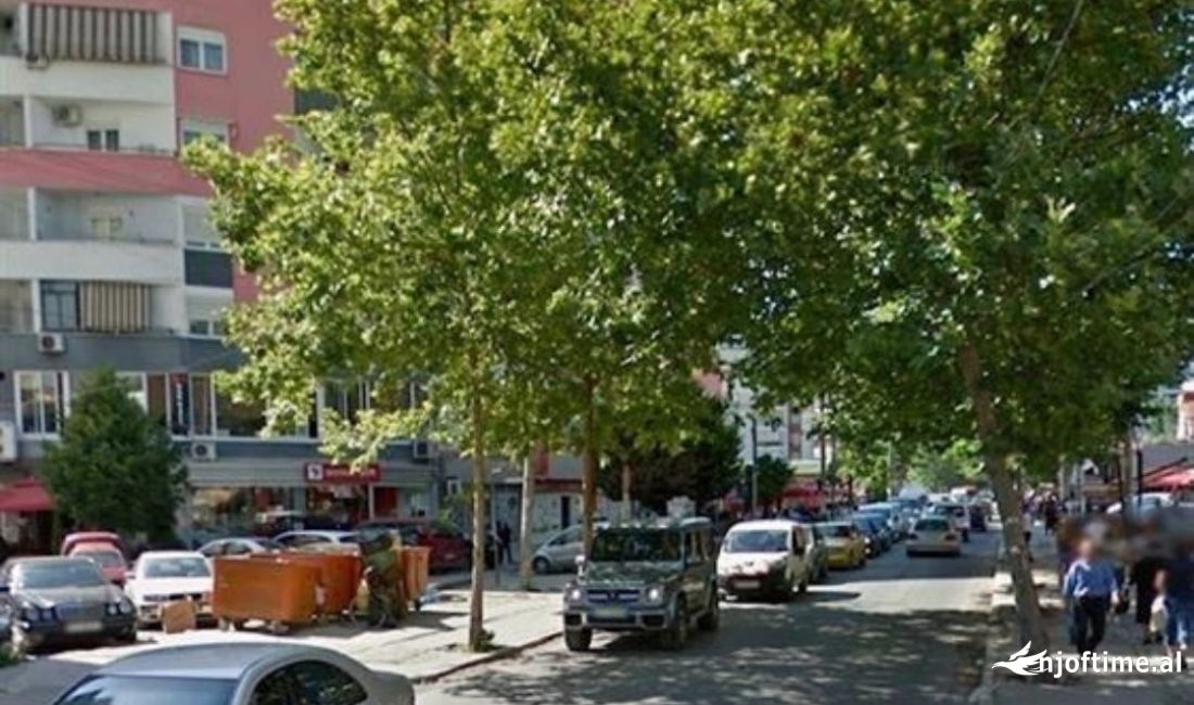 Dyqan per qira buze rruge, Don Bosko