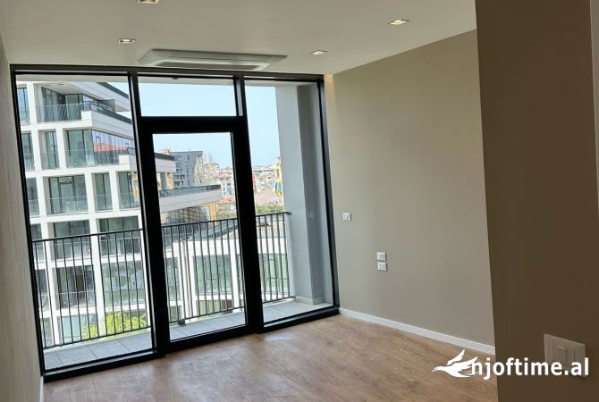 Super ambient per qira, Lake View