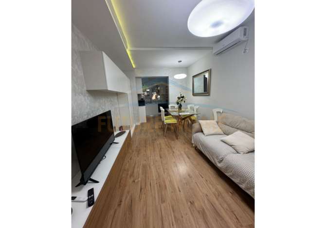 Shtepi ne shitje 3+1 ne Tirane - 220,000 Euro