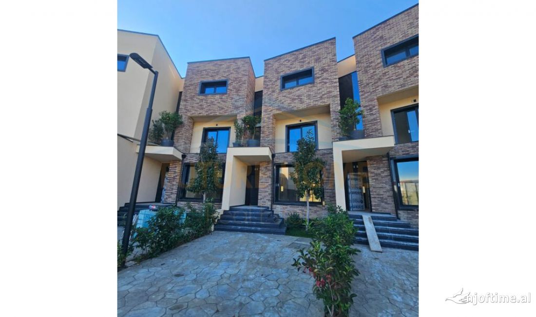 Luxury villas for sale in Tirana 4+1, In Part