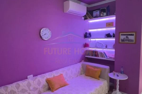 	Shitet Apartament 1+1 Prane Eleonores, Kodra e Diellit, Tirane.