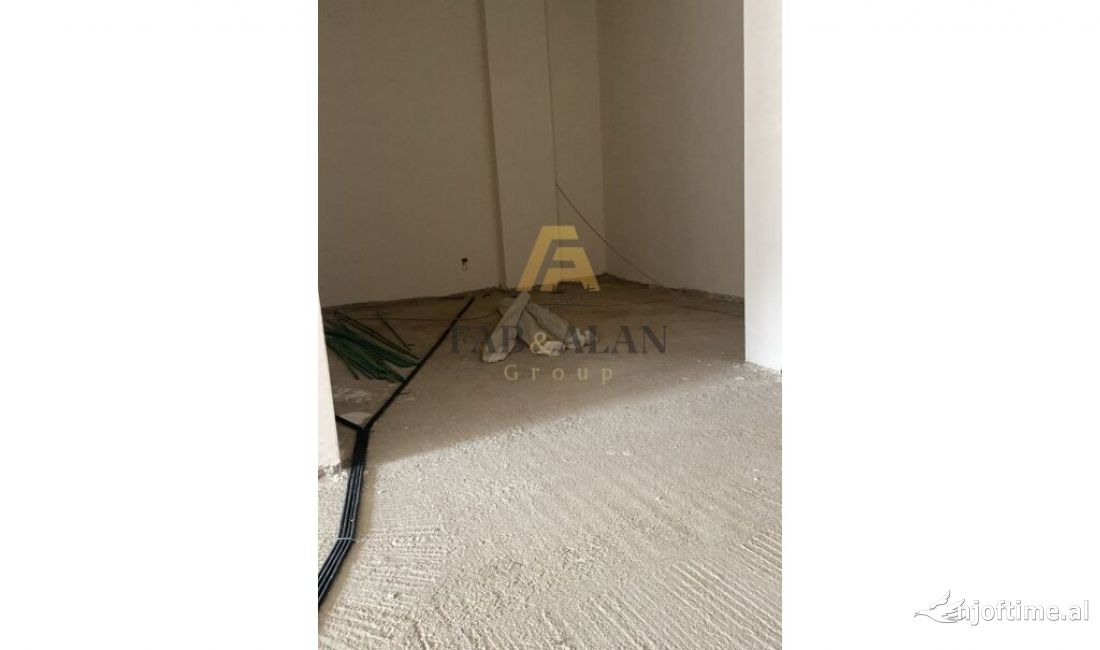 PRANE SPAKUT AMBIENT BIZNESI PER SHITJE!