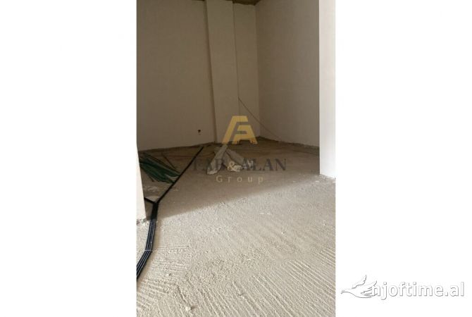 Business Property in Sale 1+1 in Tirana - 600,000 Euro