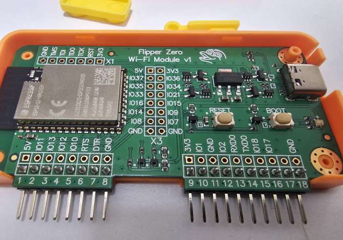 Accessori elettronici a Tirana - 300 Euro