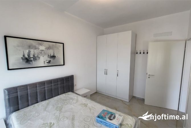 Appartamento in affitto a Tirana 1+1, Arredato