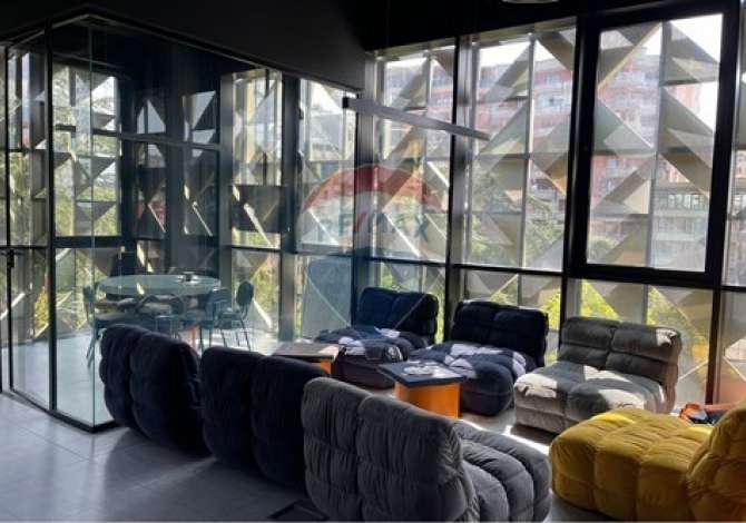 ZYRE PER QIRA TE RAINBOW CENTER BLLOK