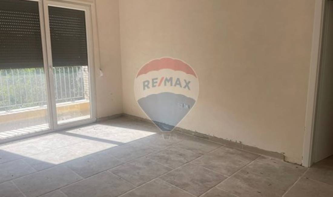 Ambient zyrash me qira tek Ish Fusha e Aviacionit!