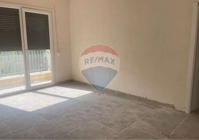 Ambient zyrash me qira tek Ish Fusha e Aviacionit!