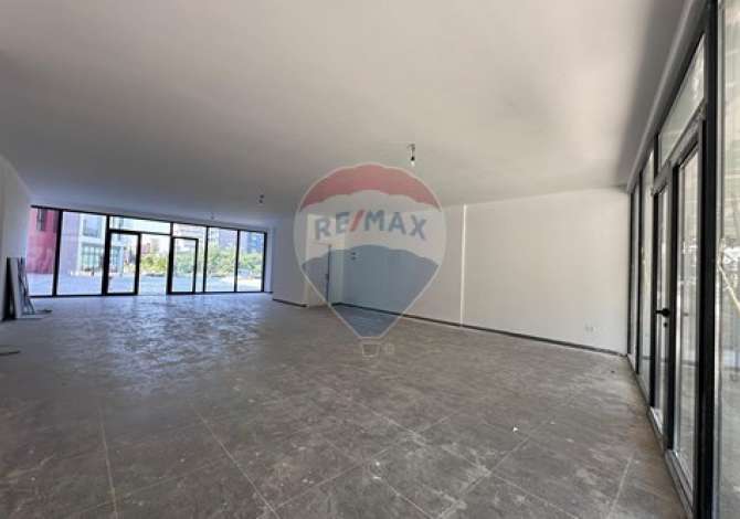 Ambjent biznesi per qira , Farmaci 10