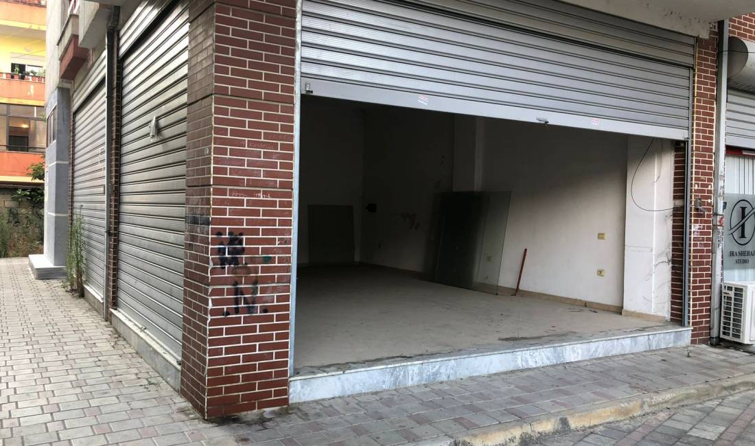 Dyqan me qera prane Spitalit te Pediatrise