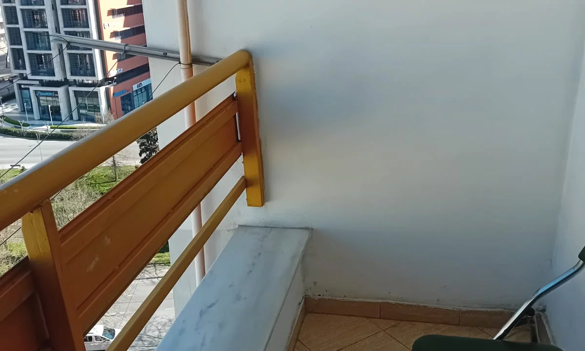 Shtepi me qera Apartament ne Tirane, 1+1, Mobilimi E mobiluar, Pagesa 45,000  Leke.