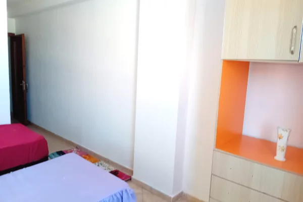 Shtepi me qera Apartament ne Tirane, 1+1, Mobilimi E mobiluar, Pagesa 45,000  Leke.