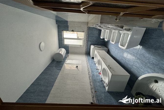 Ambjent Kopshti me qera Ali Dem Tirane