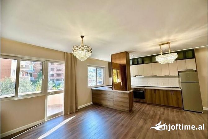 Shitet Super Apartament 2+1+2 banjo +Bllk 210.000€ Kopshti Botanik