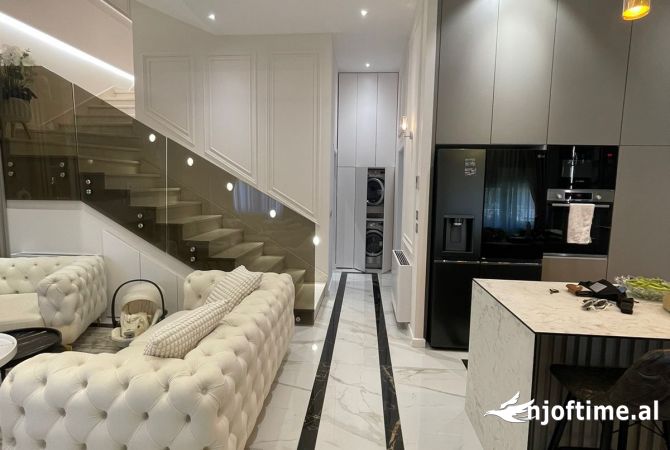 Shitet Super Duplex  3+1+2 banjo +2 ballkone +3 🅿️