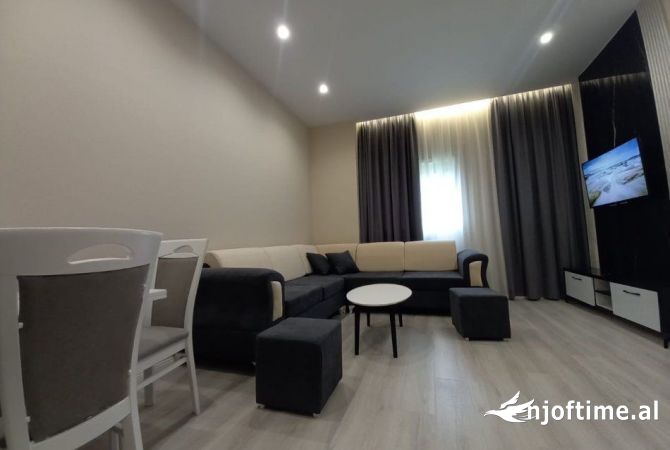 Shtepi me qera Apartament ne Tirane, 1+1, Mobilimi E mobiluar, Pagesa 505  Euro.