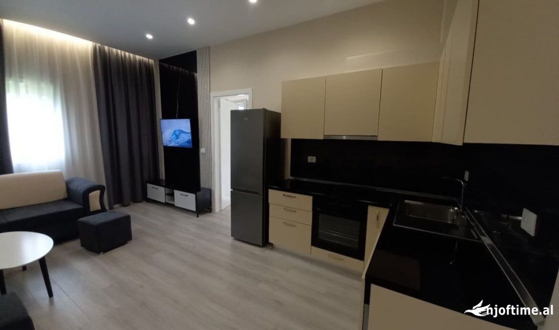 Shtepi me qera Apartament ne Tirane, 1+1, Mobilimi E mobiluar, Pagesa 505  Euro.