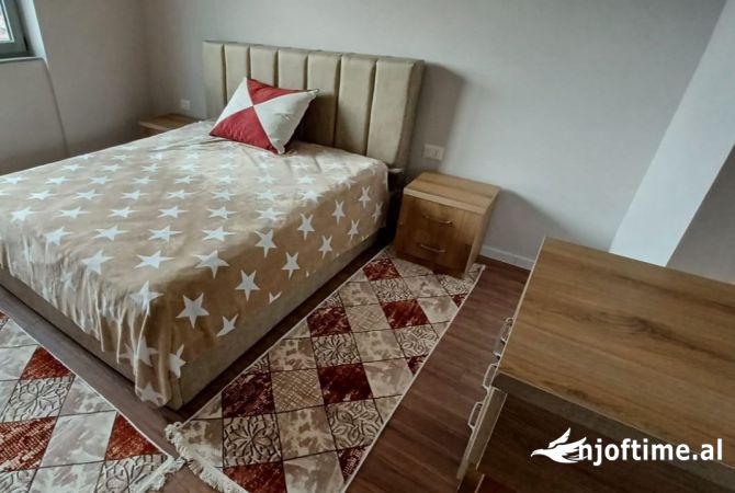 Shtepi me qera Apartament ne Tirane, 1+1, Mobilimi E mobiluar, Pagesa 503  Euro.